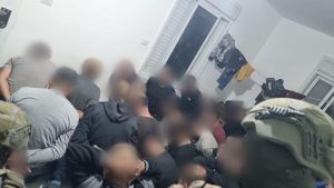 תיעוד מהפעילות הלילה, צילום: דוברות המשטרה.