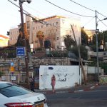 הקיר שהשחיתו המחבלים