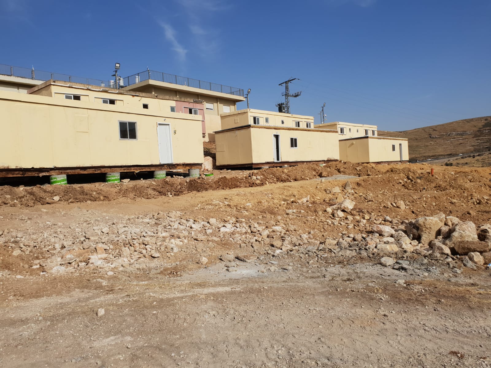 היישוב אדוריים