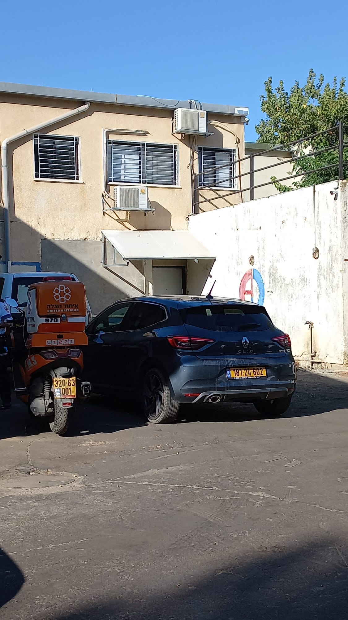 אופנוע של איחוד הצלה בזירה