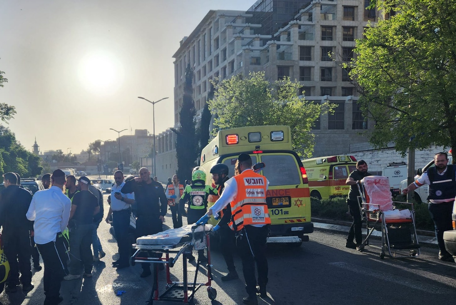זירת הפיגוע בשכונת שמעון הצדיק, צילום דוברות איחוד הצלה