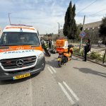 התנגשות רוכב קטנוע עם ניידת מג"ב במילואים צילום: איחוד הצלה סניף ציון