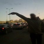 תיעוד מרגעי התקיפה כפי שנקלט במצלמת הרכב של הקורבן. צילום: דוברות המשטרה